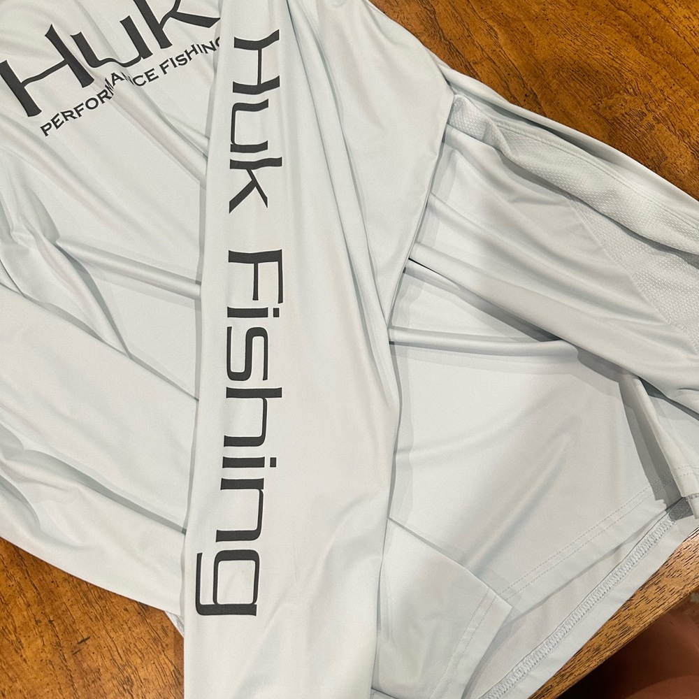 Huk Fishing Pursuit Performance Crew